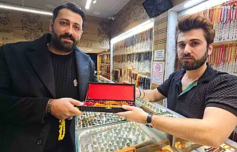 Bir Araba Parası Tespihe Gitti! Osmanlı Kehribarına Büyük İlgi!