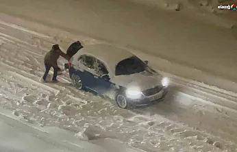 Kardan barikatı el birliğiyle aştılar: Elazığ'da kadın-erkek herkes sahada