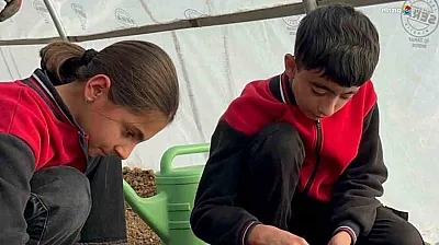 Arıcak'ta doğayla iç içe eğitim projesi