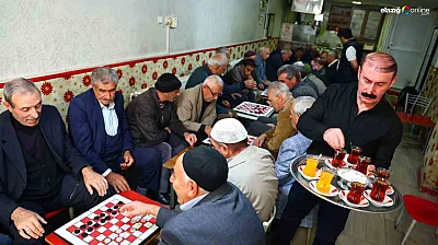 Elazığ'da Dama Sevdası Sınır Tanımıyor! Çevre İllerden Oyuncular Akın Ediyor!