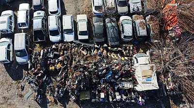 Elazığ yediemin otoparkında yasal süreç çıkmazı: Lüks araçların içinde otlar bitiyor!