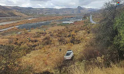 Palu'da Facianın Eşiğinden Dönüldü: Kamyonet Şarampolden Aşağı Uçtu!