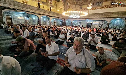 Elazığ'da Mevlid Kandili Coşkusu: Binlerce Vatandaş Dualarla Buluştu!