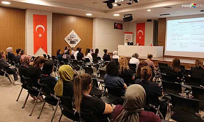 Fethi Sekin Şehir Hastanesi'nde Eğitim Programları Sürüyor!