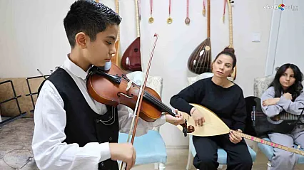 Depremle yıkıldılar, müzikle yeniden doğdular: İşte Kaplan ailesinin umut hikayesi