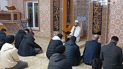 Karakoçan'da sabahın bereketi: Gençler Hacı Sabri Camii'nde buluştu