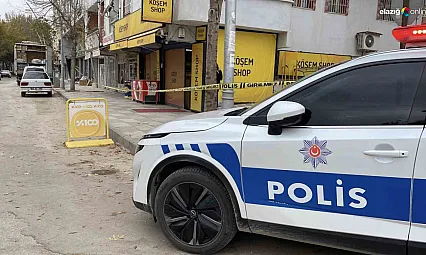 Gece Yarısı Elazığ'da Silah Sesleri: İş Yerine 4 Kurşun İsabet Etti