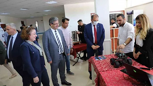 'Fırat Yazılım ve Teknoloji Proje Pazarı' etkinliğine yoğun ilgi