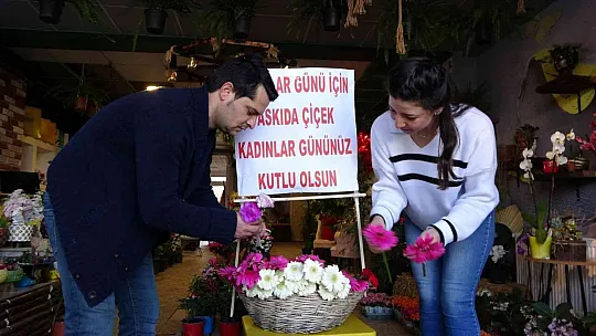 'Askıda çiçek' kampanyası gelenek haline dönüştü