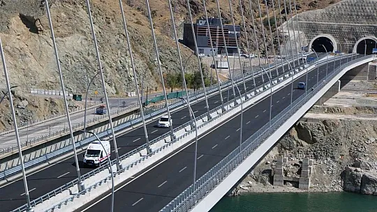 Kömürhan Köprüsü sürücülerden tam not alıyor