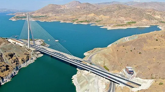 Kömürhan Köprüsü sürücülerden tam not alıyor