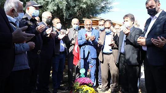 Elazığlı Muhtarlar, Muhtarlar Gününde şehidimizi unutmadı