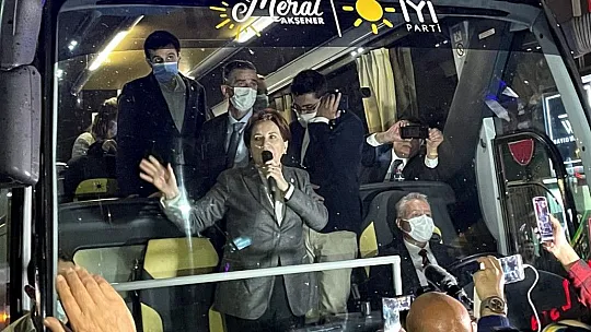 Meral Akşener Elazığ'da ziyaretlerde bulundu