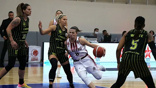 Gelene Ağam, Gidene Paşam!