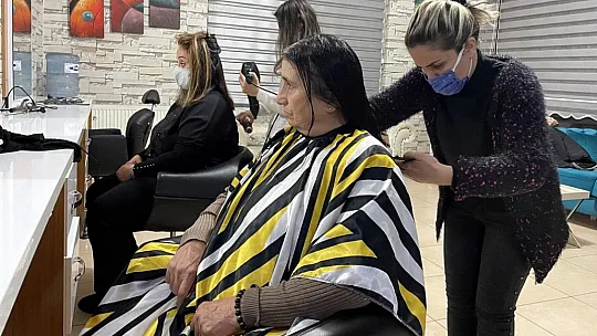 Köyde yaşayan kadınları sosyal aktivitelerle buluşturuyorlar