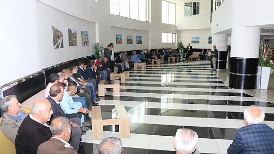 İl Özel İdaresi'nde ilk iş günü bayramlaşma ile başladı