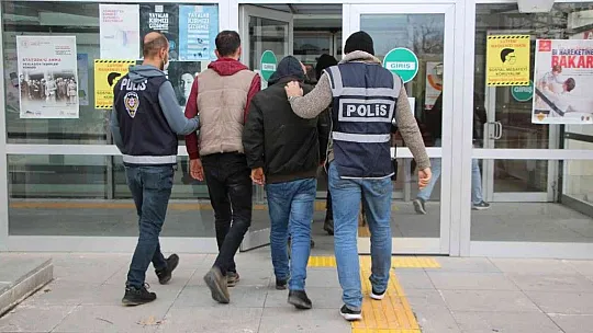 55 suç kaydından aranan 3 şüpheli yakalandı