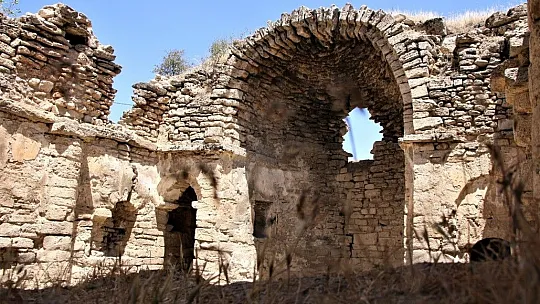 Bu Köyde 6 Tescilli Tarihi Yapı Var