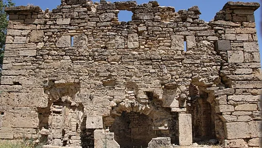 Bu Köyde 6 Tescilli Tarihi Yapı Var