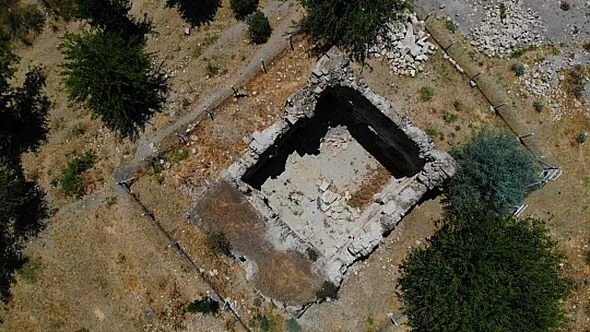 Bu Köyde 6 Tescilli Tarihi Yapı Var