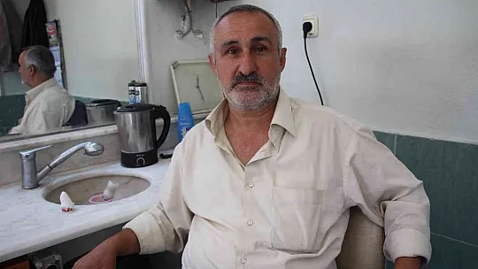 Dede mesleğini 51 yıldır kesintisiz sürdürüyor