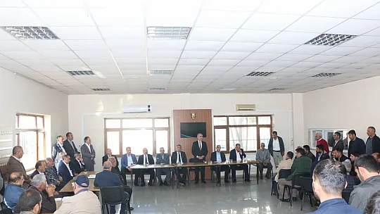 İl Özel İdaresi'nde ilk iş günü bayramlaşma ile başladı