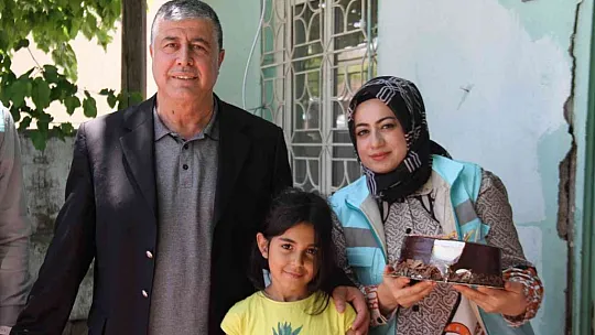 Başkan Şerifoğulları minik kızın talebine kayıtsız kalmadı