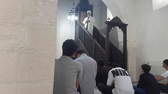 800 yıllık bir geçmişe sahip Esadiye Cami ibadete açıldı