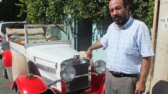 92 yaşındaki klasik aracına gözü gibi bakıyor