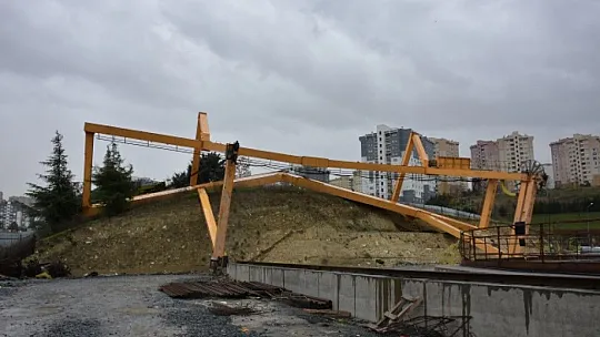İstanbul'u lodos vurdu: 4 ölü, 19 yaralı