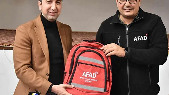 AFAD'dan Gençlik Merkezi gönüllülerine afet eğitimi