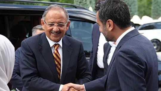 AK Parti Genel Başkan Yardımcısı Özhaseki Elazığ'da temaslarda bulundu