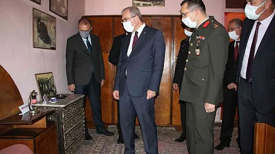 Atatürk'ün Elazığ'a gelişinin 84'üncü yılı