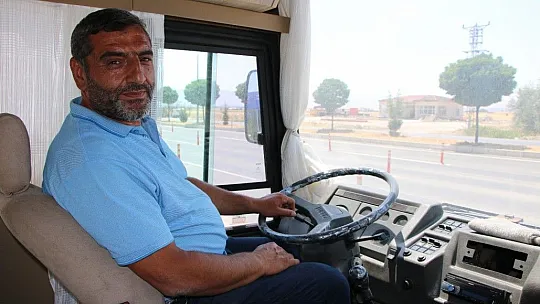 Atıl durumdaki aracı 60 bin lira harcayarak lüks karavana çevirdi