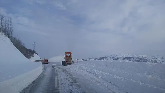 Tunceli'de 154 köy yolu ulaşıma kapandı