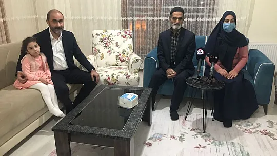 Kılıçdaroğlu, Elazığ depreminin simgesi 'Yüsra Bebek' ile görüştü