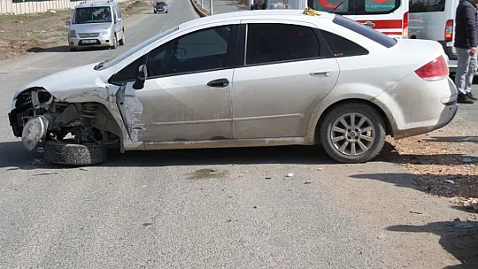 Meydana gelen trafik kazasında 4 kişi yaralandı
