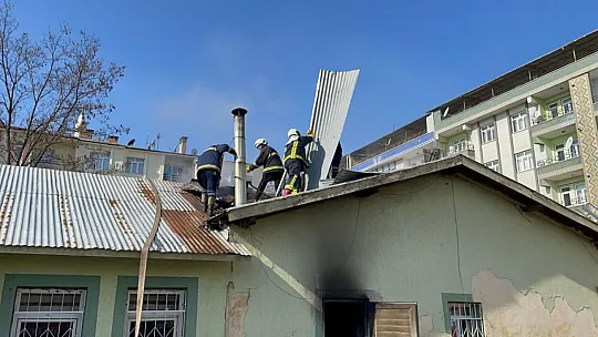 Karakoçan'daki Toplum Sağlığı Merkezinde yangın
