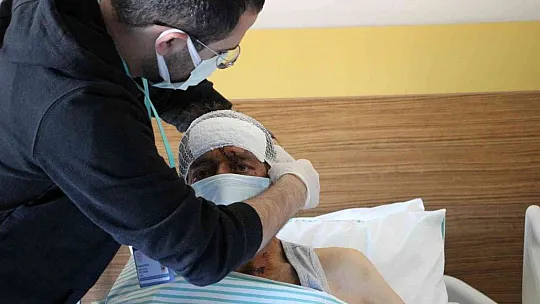 Ayı saldırısı sonucu hastanelik olan şahıs, dehşet anlarını anlattı