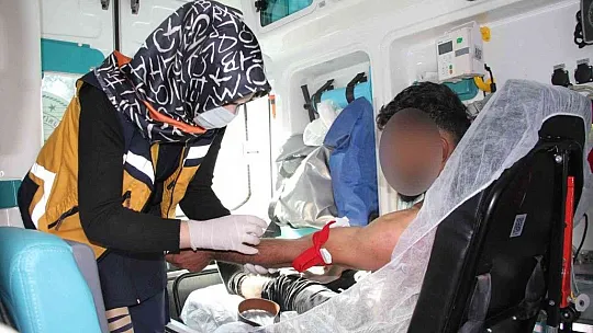 Şüpheli şahıs bacadan binaya girmeye çalışınca sıkıştı