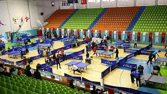 Kurum ve Kuruluşlar Arası Masa Tenisi Turnuvası start aldı