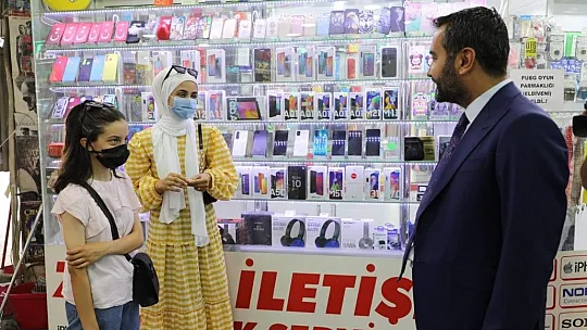 Başkan Şerifoğulları esnafı yalnız bırakmıyor