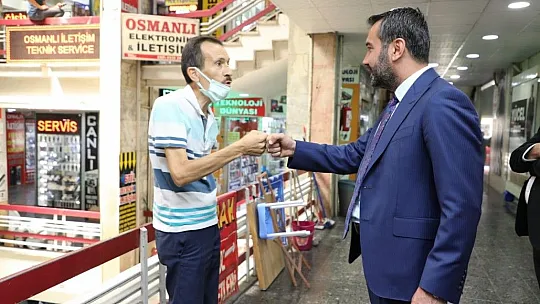 Başkan Şerifoğulları esnafı yalnız bırakmıyor