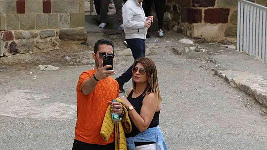 Vatandaşlar bayram tatilinde Harput'u tercih etti