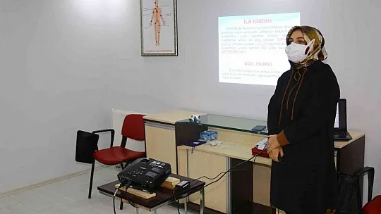 Elazığ Belediyesi seminerlere devam ediyor
