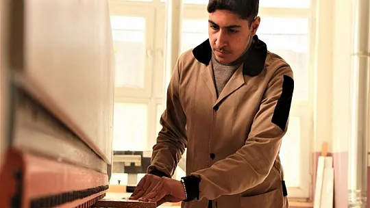 Bingöl'deki bu okul fabrika gibi çalışıyor