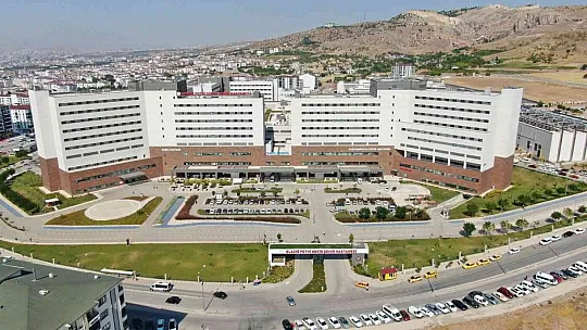 Bölgenin yükselen değeri Fethi Sekin Şehir Hastanesi