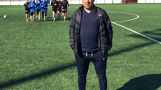 Elazığlı teknik adam Güllü, UEFA A Lisans Kursu'na katıldı