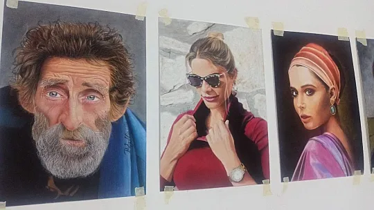 Çocukken kömürle çiziyordu, şimdi yaptığı eserleri görenler gözlerine inanamıyor