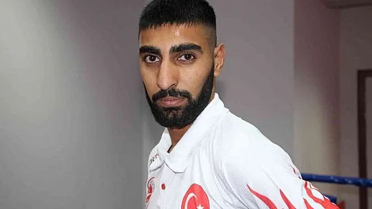 Elazığlı Güneş: İstiklal Marşımızı tüm dünyaya dinletmek istiyorum